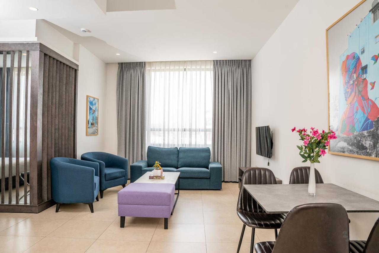 Liv Weibdeh Hotel Suites Amman Luaran gambar